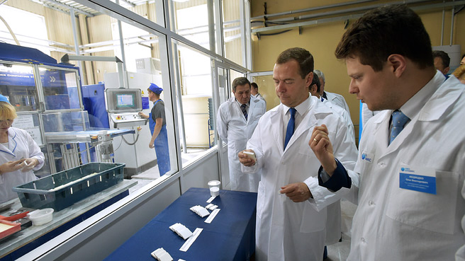 Медведев: развитие медицинской отрасли