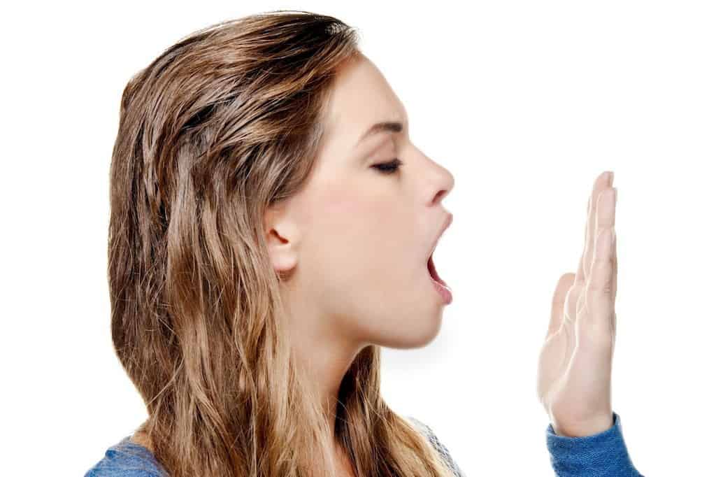 Привкус ацетона во рту - причины и лечение